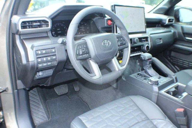 Used 2025  Toyota  image 8