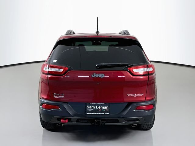 Used 2017 Red Jeep Trailhawk image 6