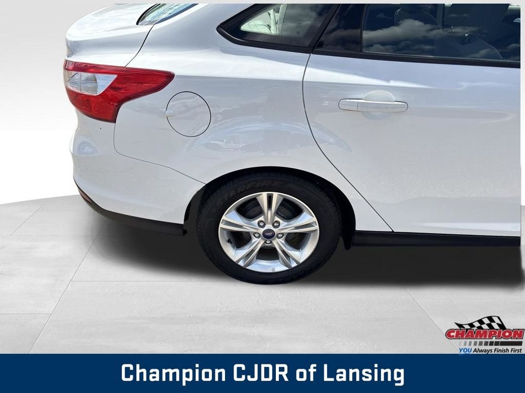 Used 2014 White Ford SE image 27