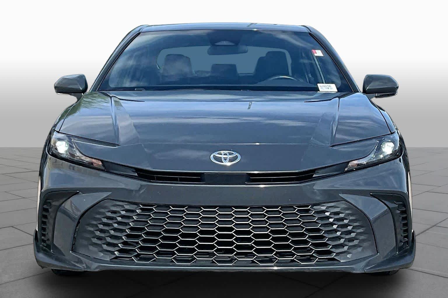 Used 2025 Underground Toyota SE image 3