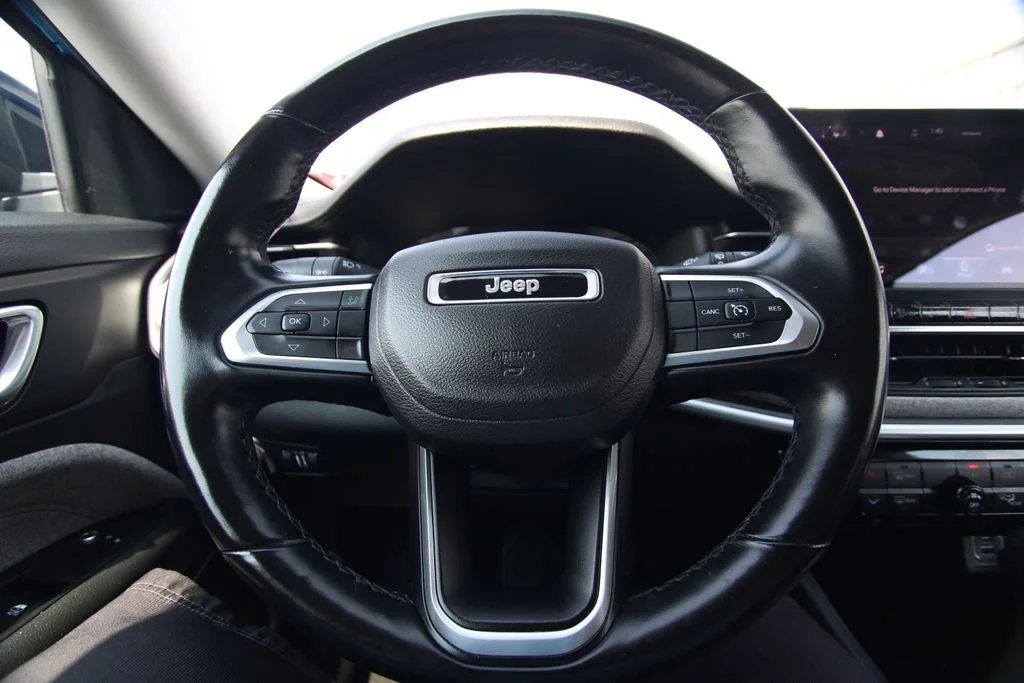 Used 2022 Blue Jeep Latitude Lux image 20