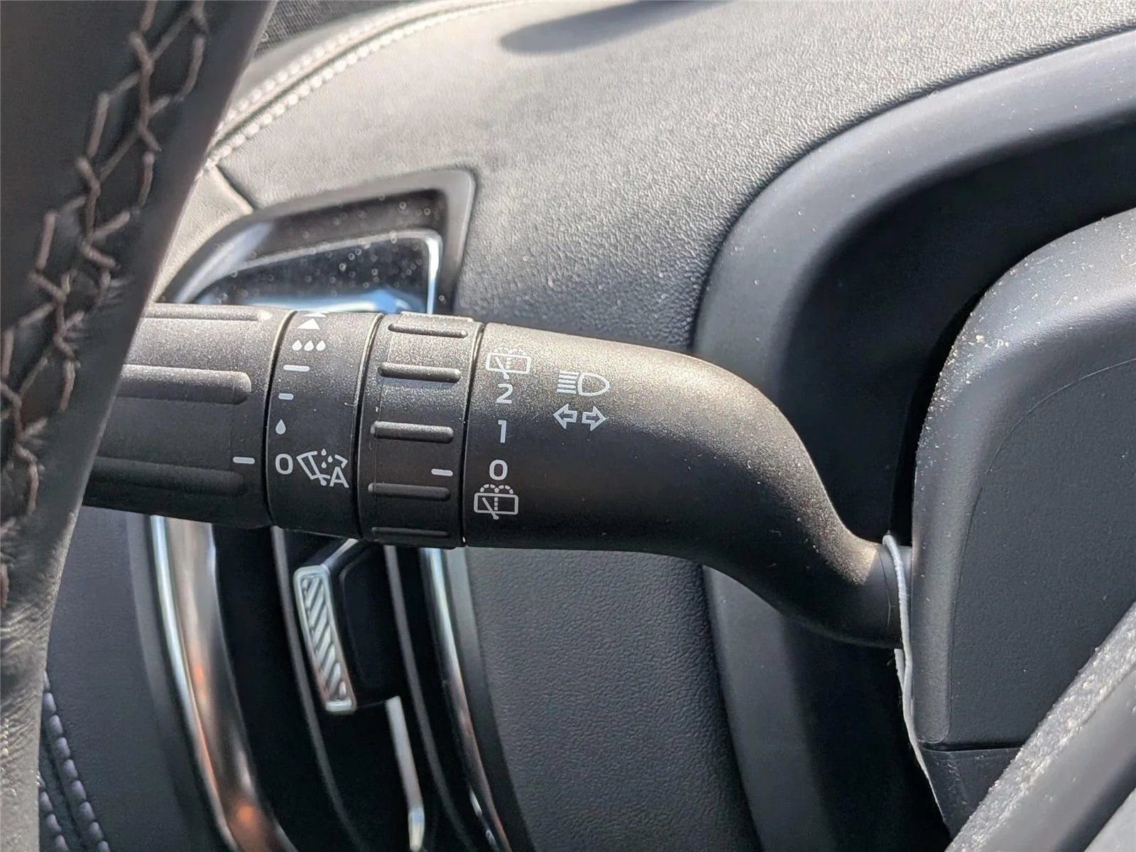 New 2026 Glacier Gray Metallic Tri-Coat Ford MAX Platinum® image 29