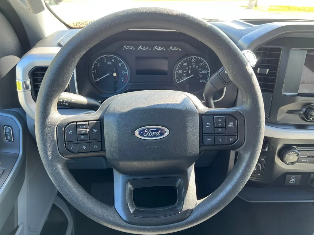 Used 2023 Blue Ford XLT image 14
