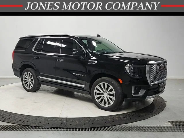 2021 GMC Yukon 4WD Denali's photo