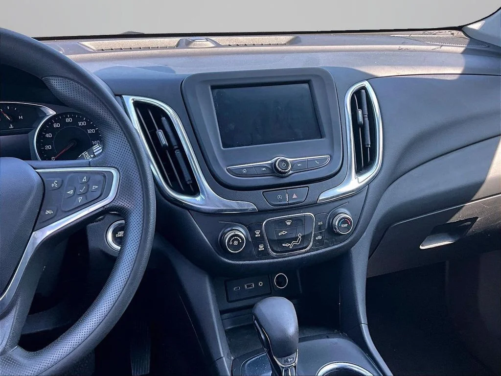 Used 2022 Silver Chevrolet LT image 6