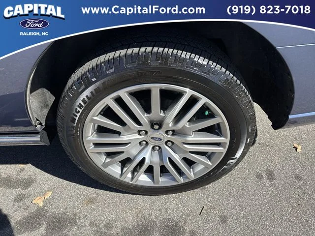 Used 2022 Blue Ford Platinum image 13