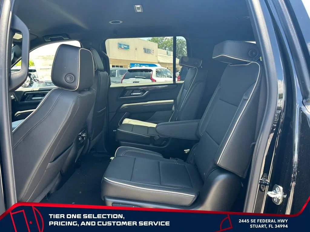 New 2026 Onyx Black GMC Elevation image 11