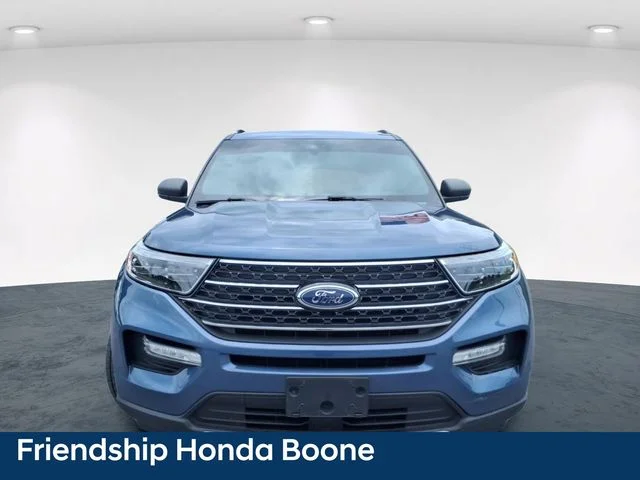 Used 2020 Blue Ford XLT image 4
