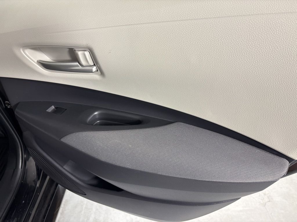 Used 2020 Black Toyota LE image 21
