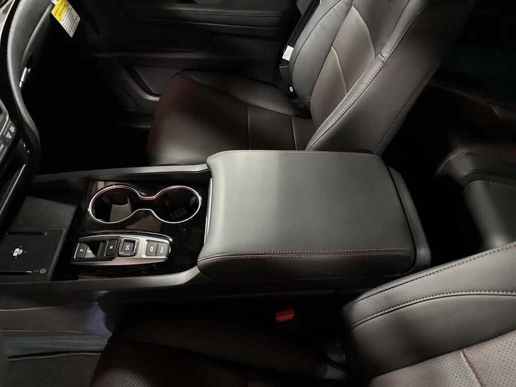 New 2026 Platinum White Pearl Honda Black Edition image 30