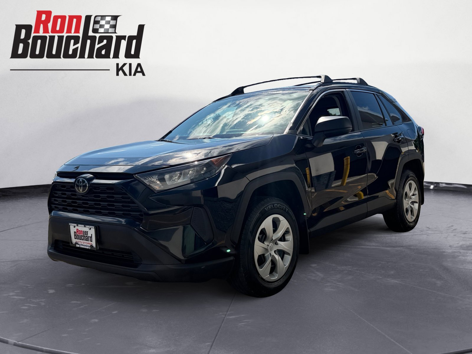 Used 2021 Midnight Black Metallic Toyota LE image 5
