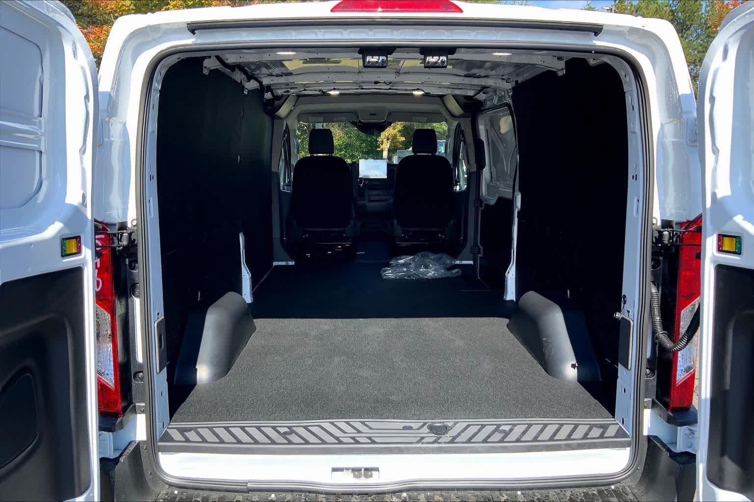 New 2026 Oxford White Ford Cargo Van image 18