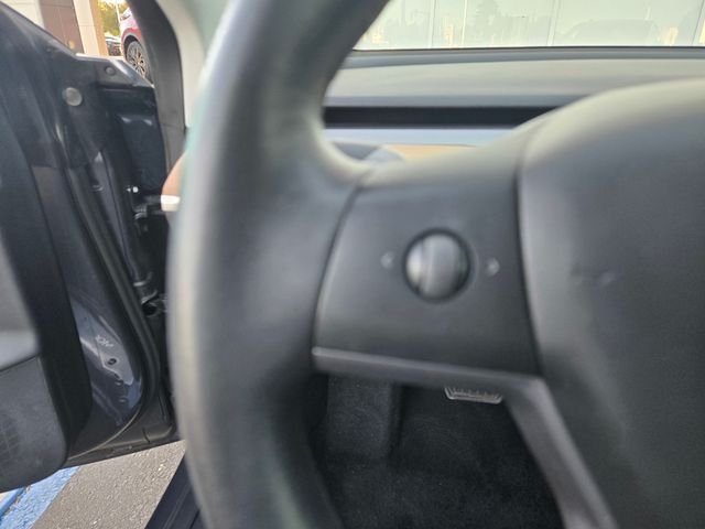 Used 2020 Blue Tesla Long Range image 21