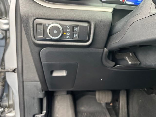 Used 2023 Silver Ford XLT image 31