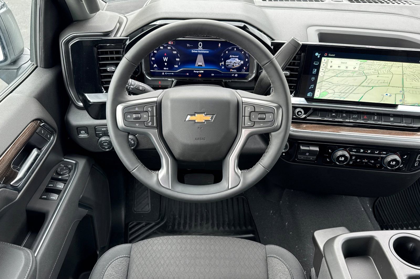 2025 Chevrolet Silverado 1500 LT - Photo 13