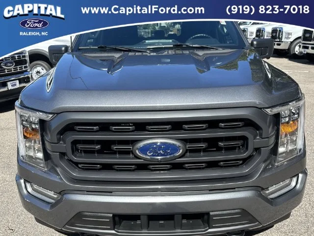 Used 2023 Gray Ford XLT image 10