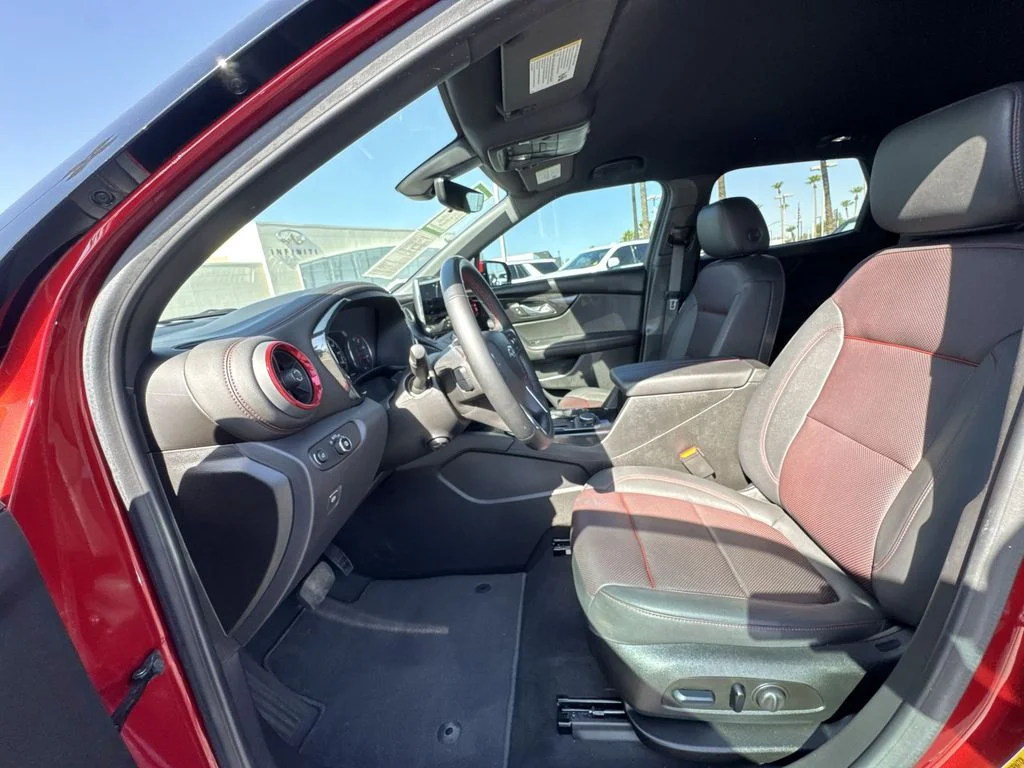 Used 2023 Red Chevrolet RS image 10