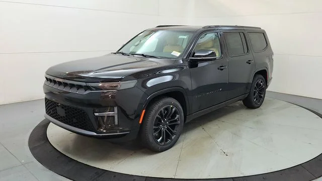 New 2026 High Gloss Black Exterior Paint Jeep Summit Reserve image 3