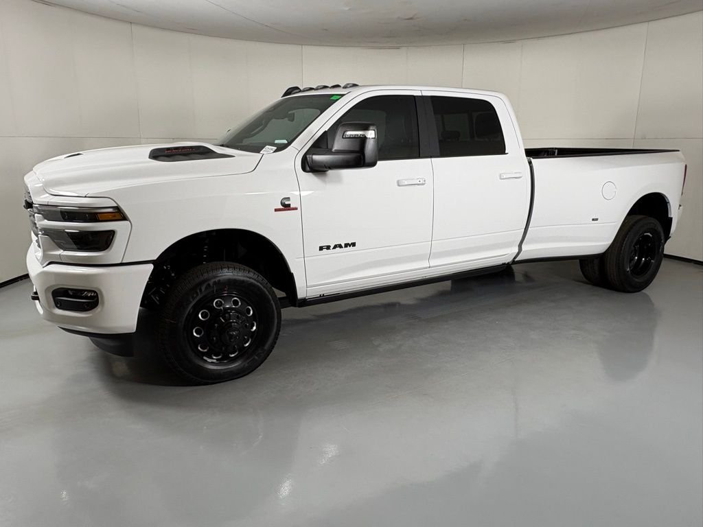 New 2026 Bright White Clear-Coat Exterior Paint RAM Laramie image 5