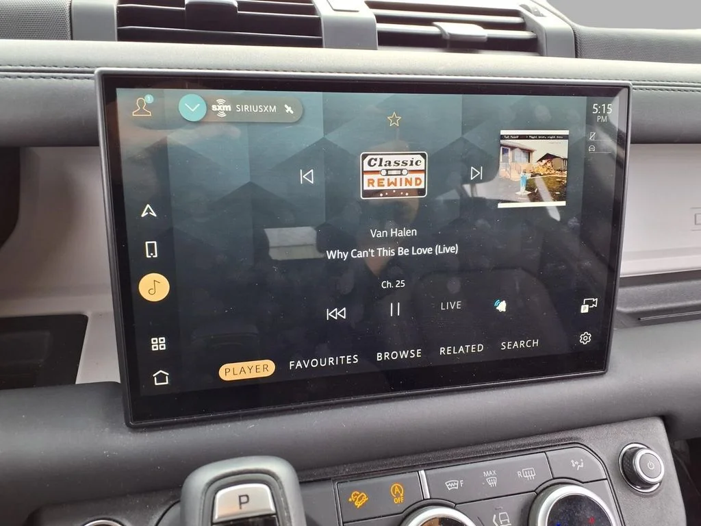 Used 2025 White Land Rover S image 6