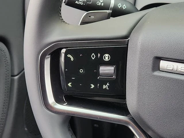 Certified Used 2025 White Land Rover S image 27