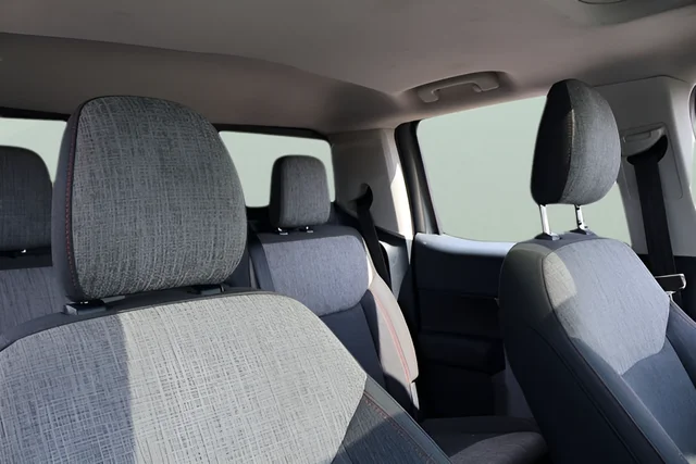 Used 2022 Green Ford XLT image 18