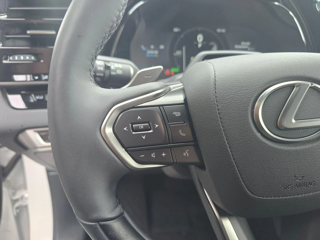 Certified Used 2025 EMINENT WHITE PEARL Lexus 350h Premium image 16