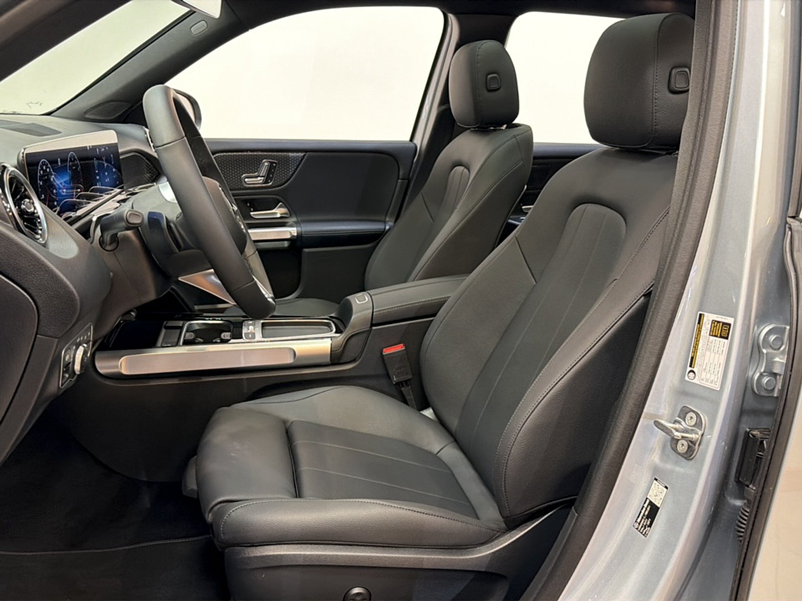 Used 2026 Cirrus Silver Metallic Mercedes-Benz  image 13