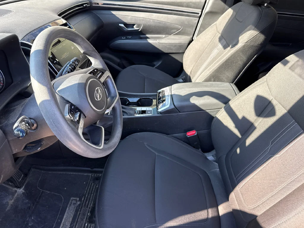 Used 2024 Hampton Gray Hyundai SEL image 18