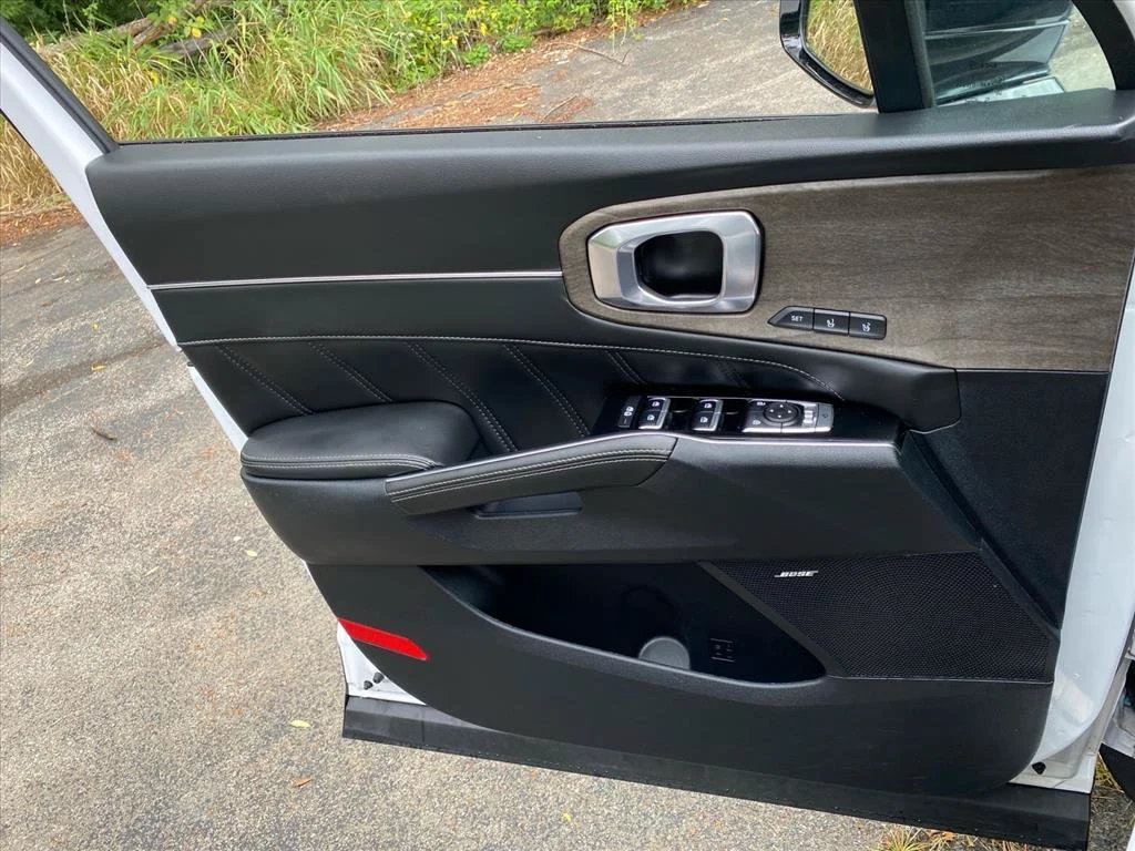 Certified Used 2023 Glacial White Pearl Kia X-Line SX Prestige image 24