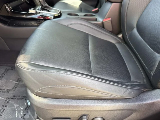 Used 2024 Blue Kia SX image 28