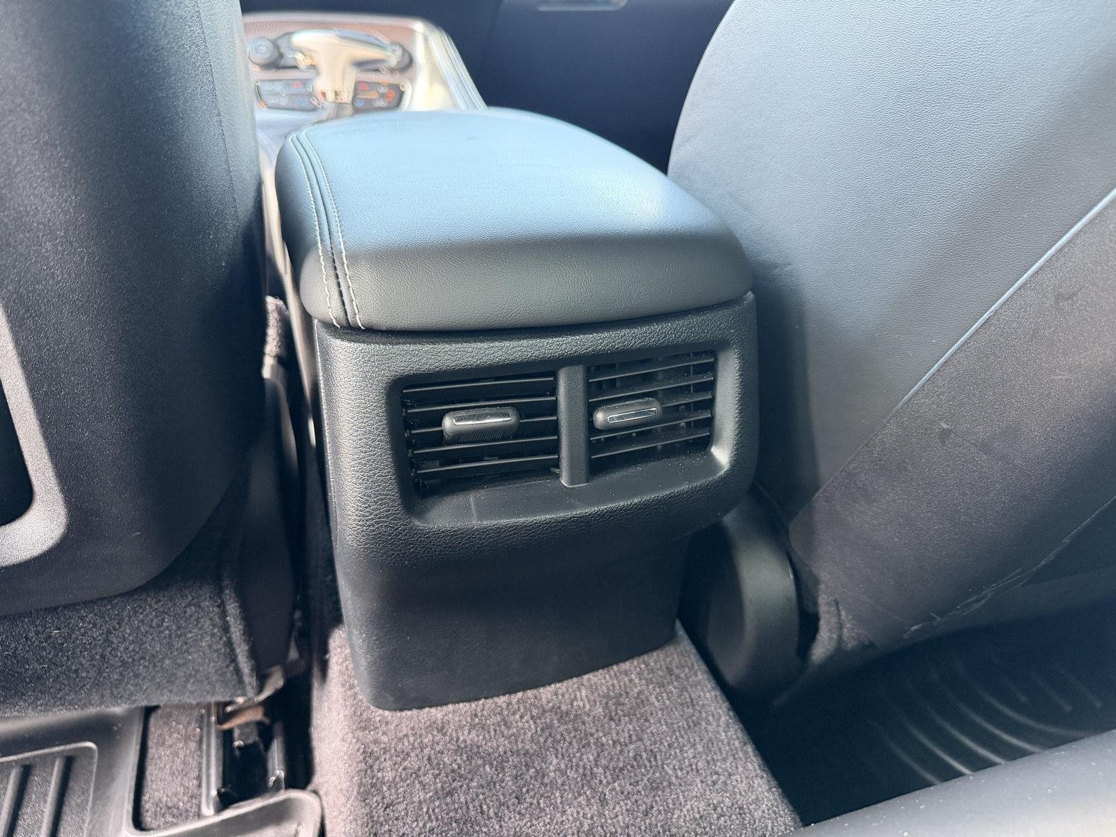 Used 2017 Pitch Black Clearcoat Dodge SRT Hellcat image 9
