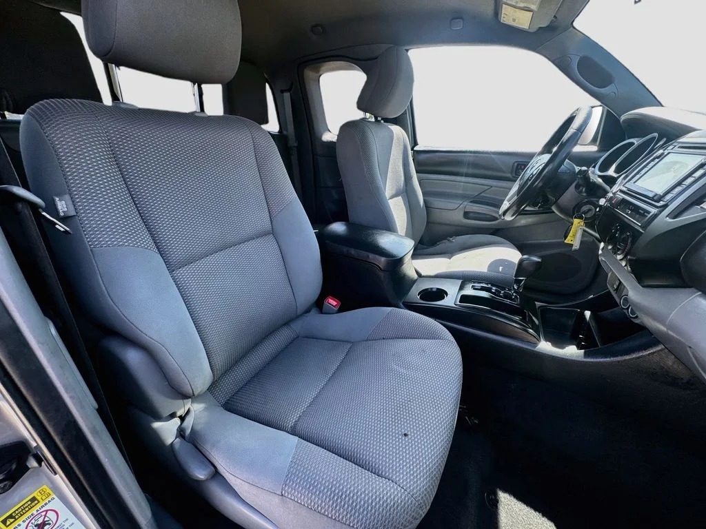 Used 2014 Silver Toyota Base image 30