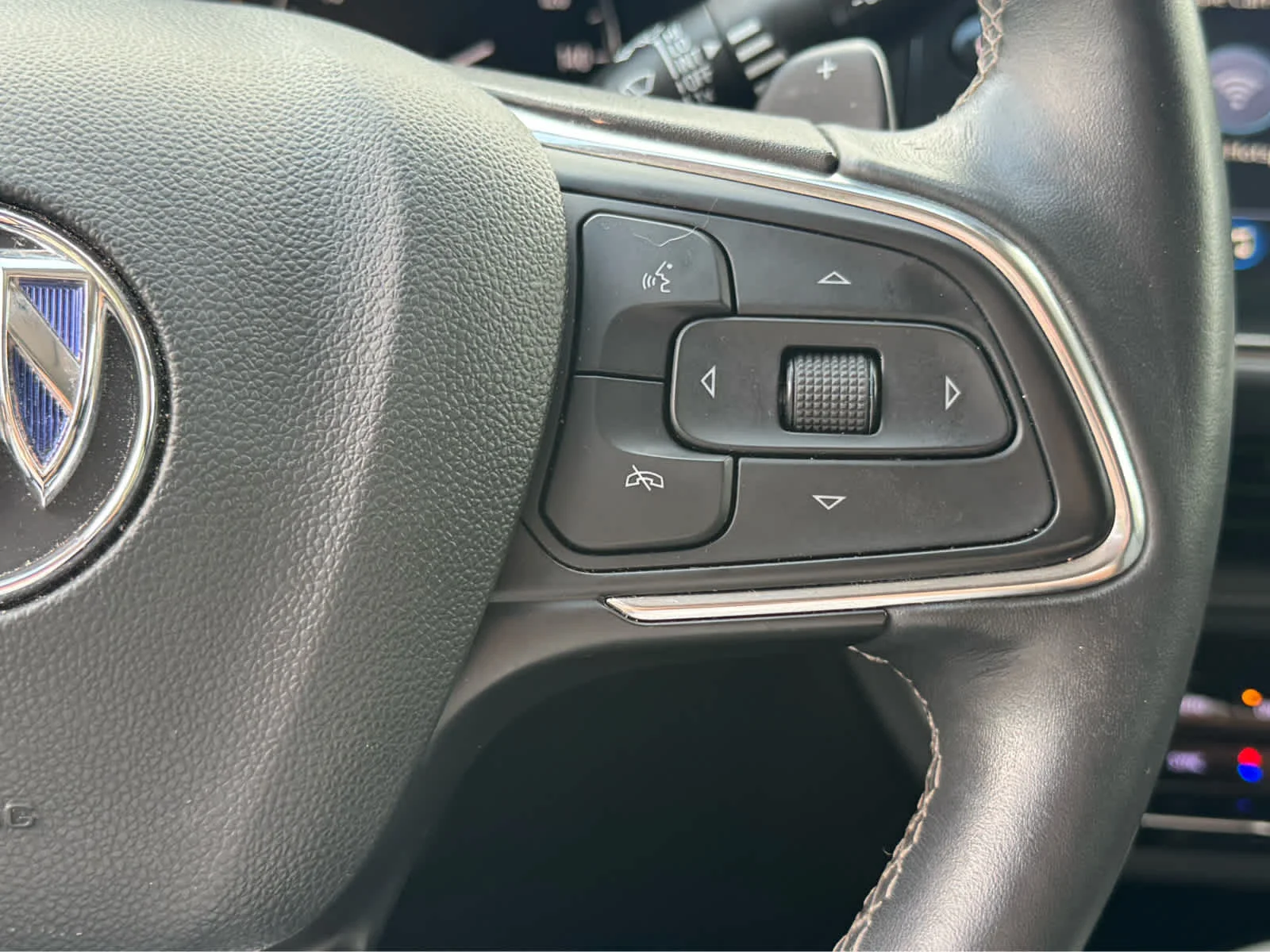 Used 2021 Satin Steel Metallic Buick Preferred image 24