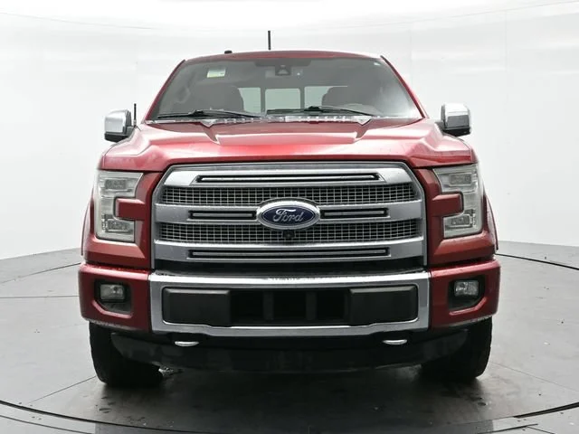 Used 2015 Red Ford XLT image 2
