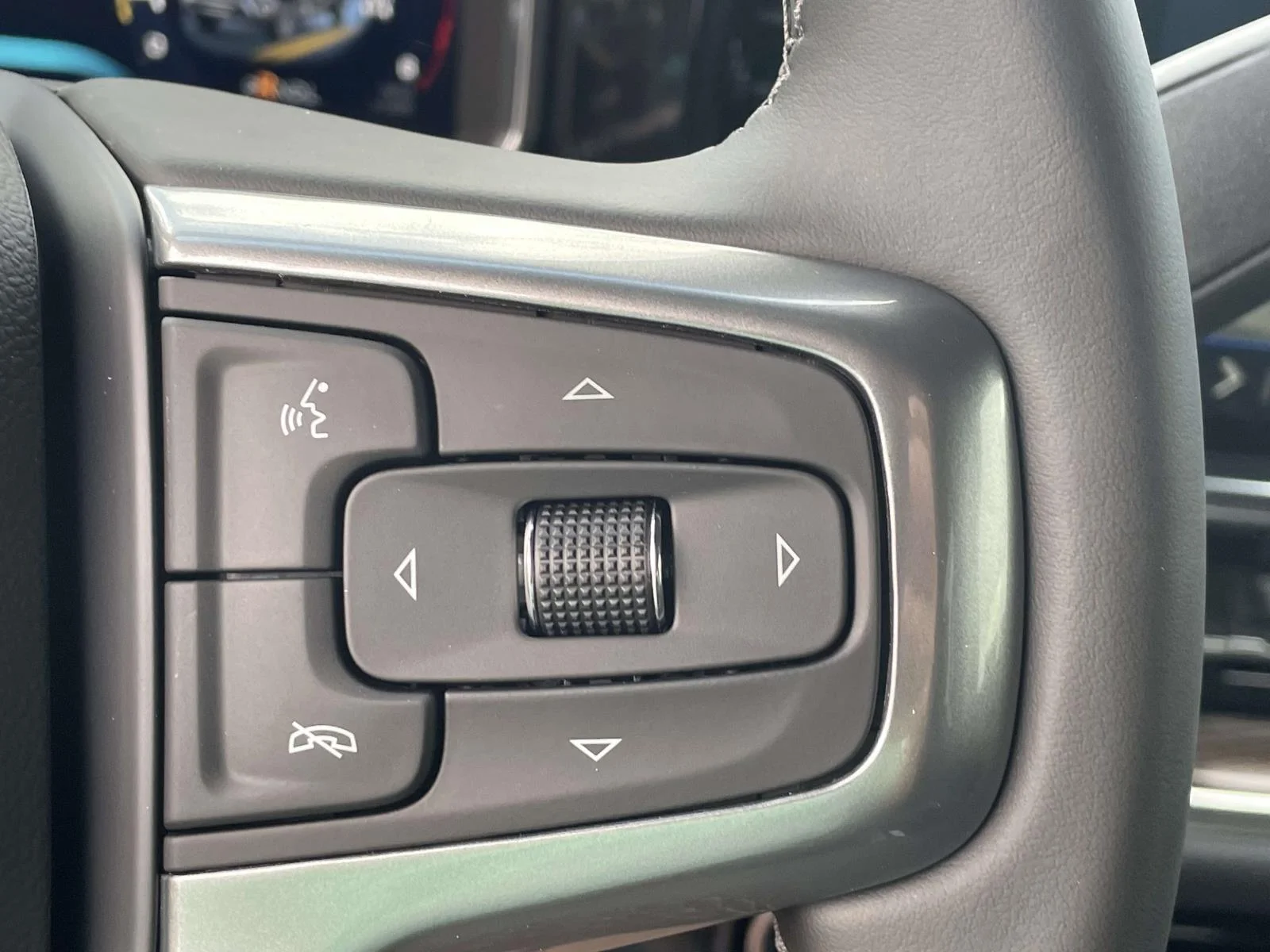 New 2026 Cypress Gray Chevrolet LT image 27