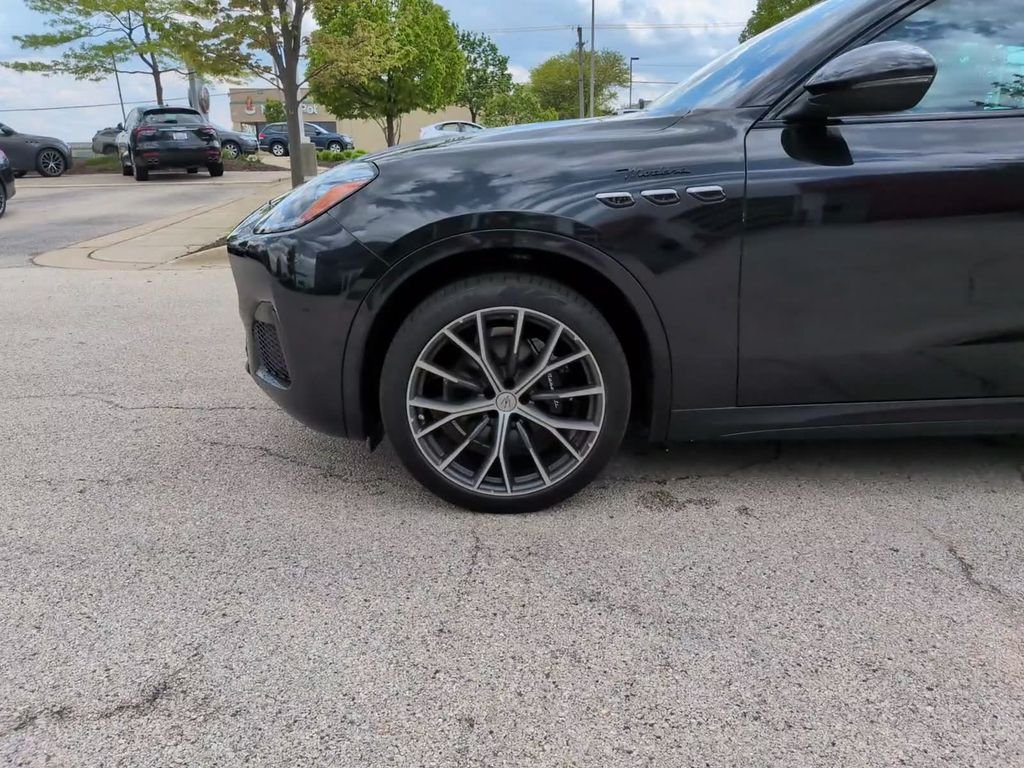 Used 2023 Black Maserati Modena image 14