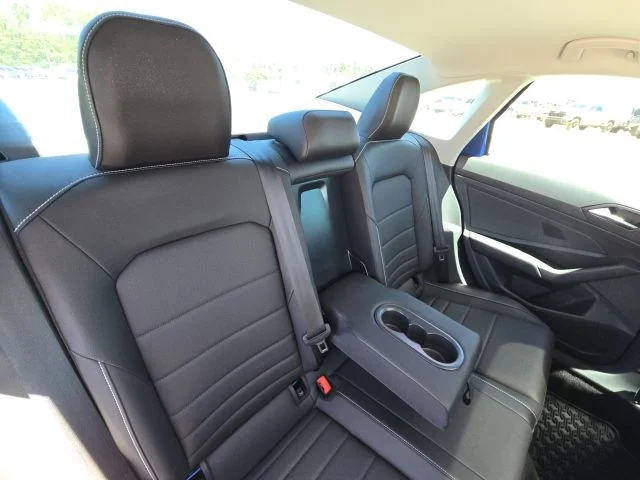 Used 2023 Blue Volkswagen 1.5T SE image 14