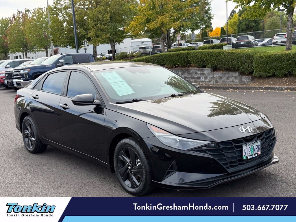 Used 2022 Phantom Black Hyundai Blue image 1