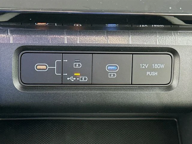 New 2026 Hyundai TUCSON HYBRID SEL