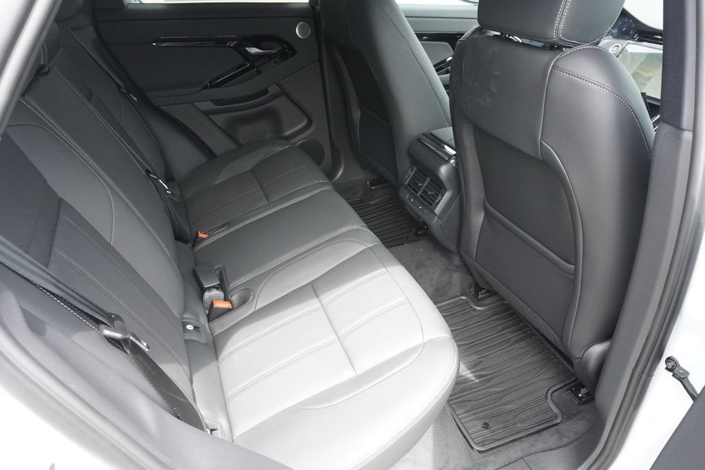 New 2026 Fuji White Land Rover Hoxton Edition image 26