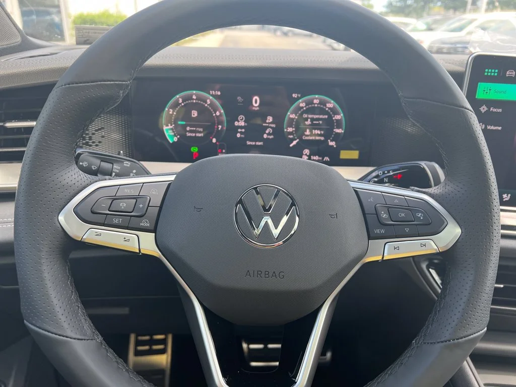 New 2026 White Pearl Volkswagen SE R-Line Black image 16