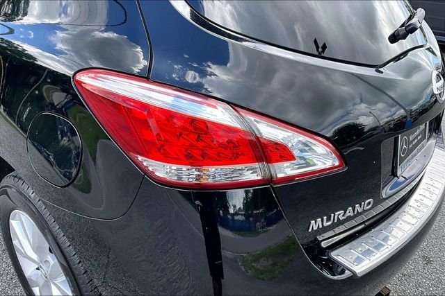 Used 2011 Black Nissan SL image 20