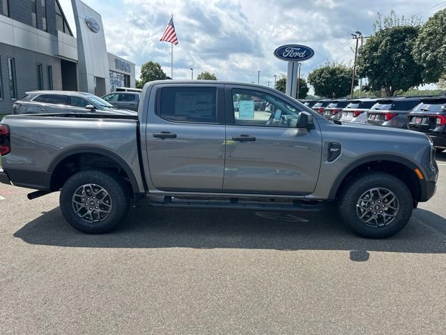 New 2026 Carbonized Gray Metallic Ford XLT image 9