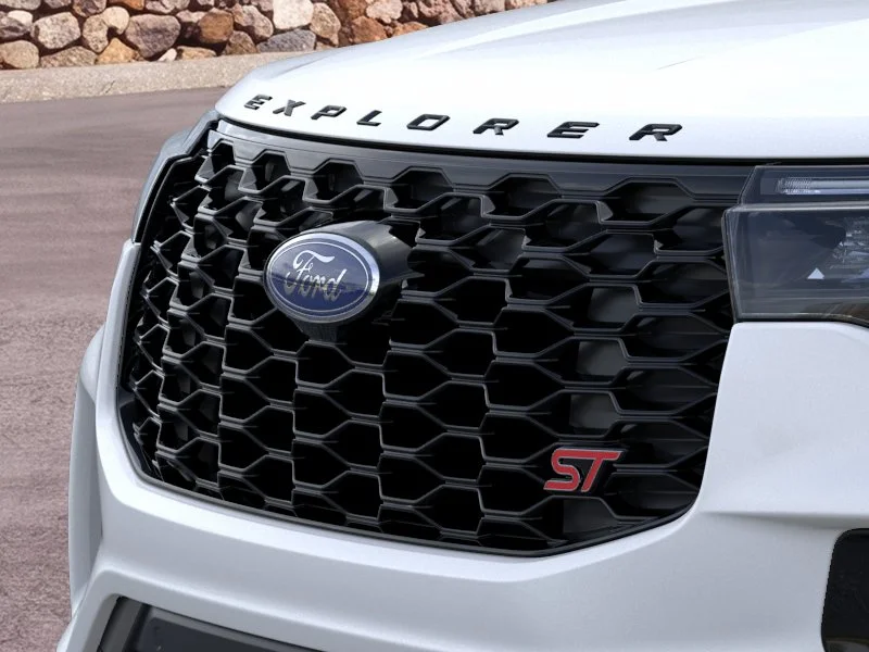 New 2026 Star White Metallic Tri-Coat Ford ST image 50