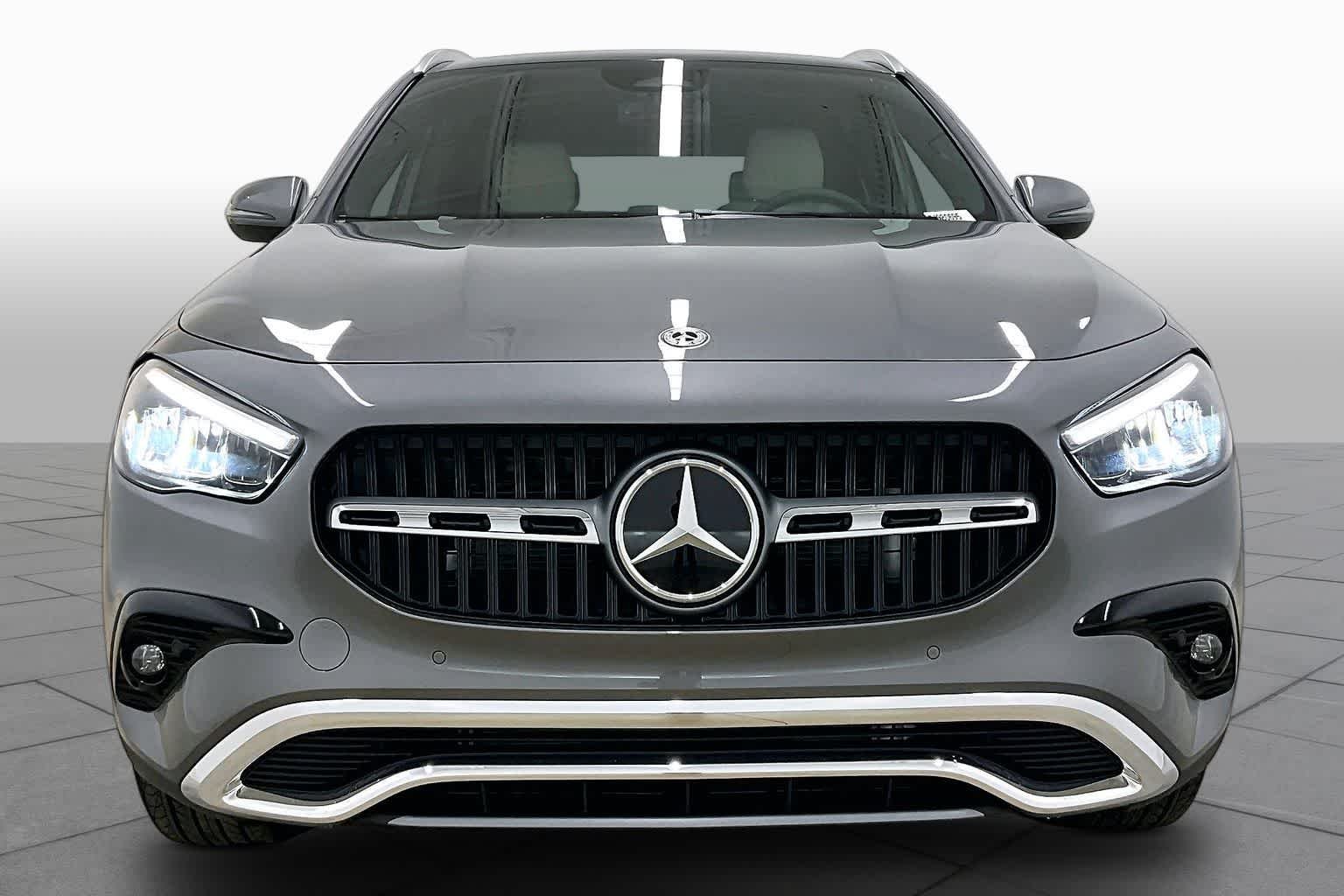 New 2026 Mountain Grey Metallic Mercedes-Benz GLA 250 image 3