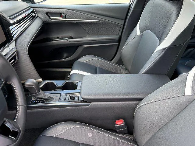 Certified Used 2026 MIDNIGHT BLACK METAL Toyota SE image 40