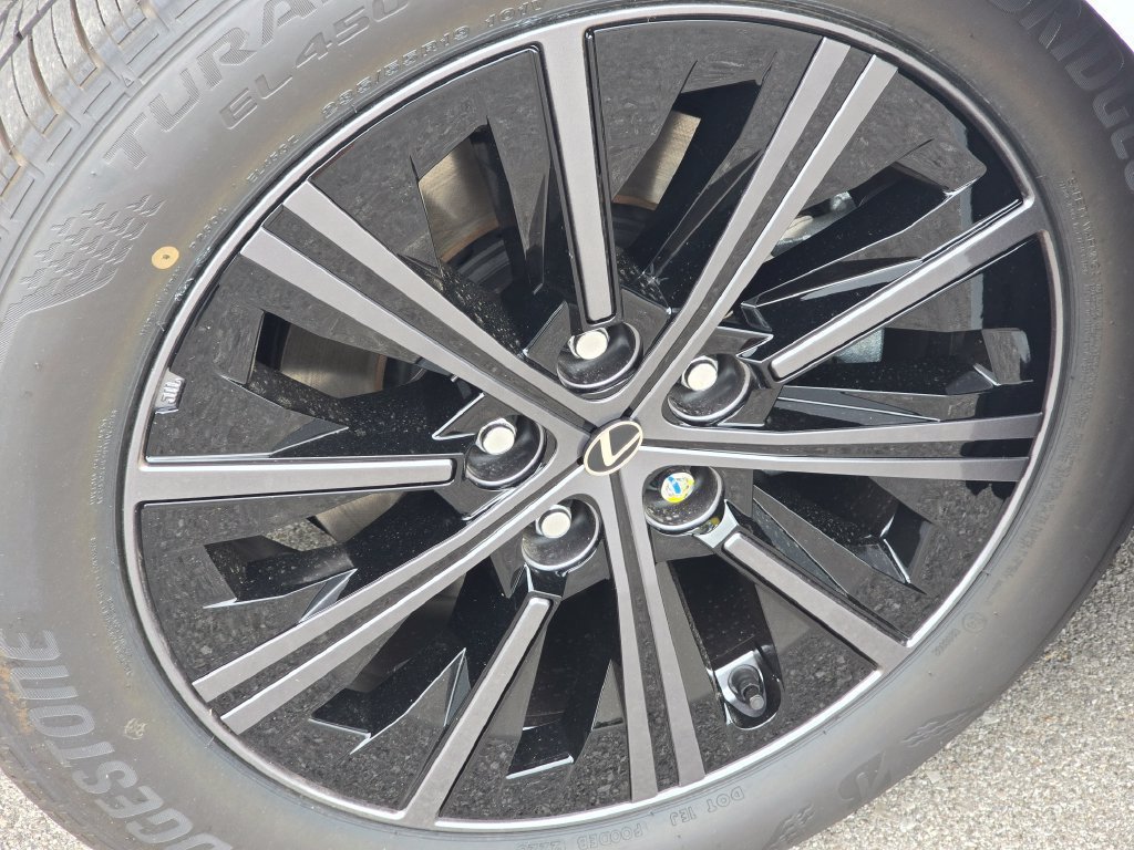 New 2026 Ultra White Lexus PREMIUM image 24