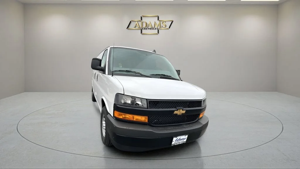 2025 Chevrolet Express Cargo Work Van - Photo 15