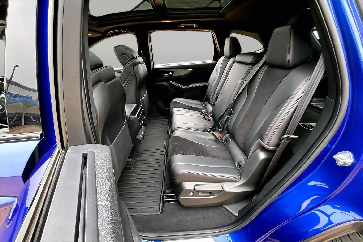 Used 2024 Apex Blue Pearl Acura w/A-Spec Package image 19